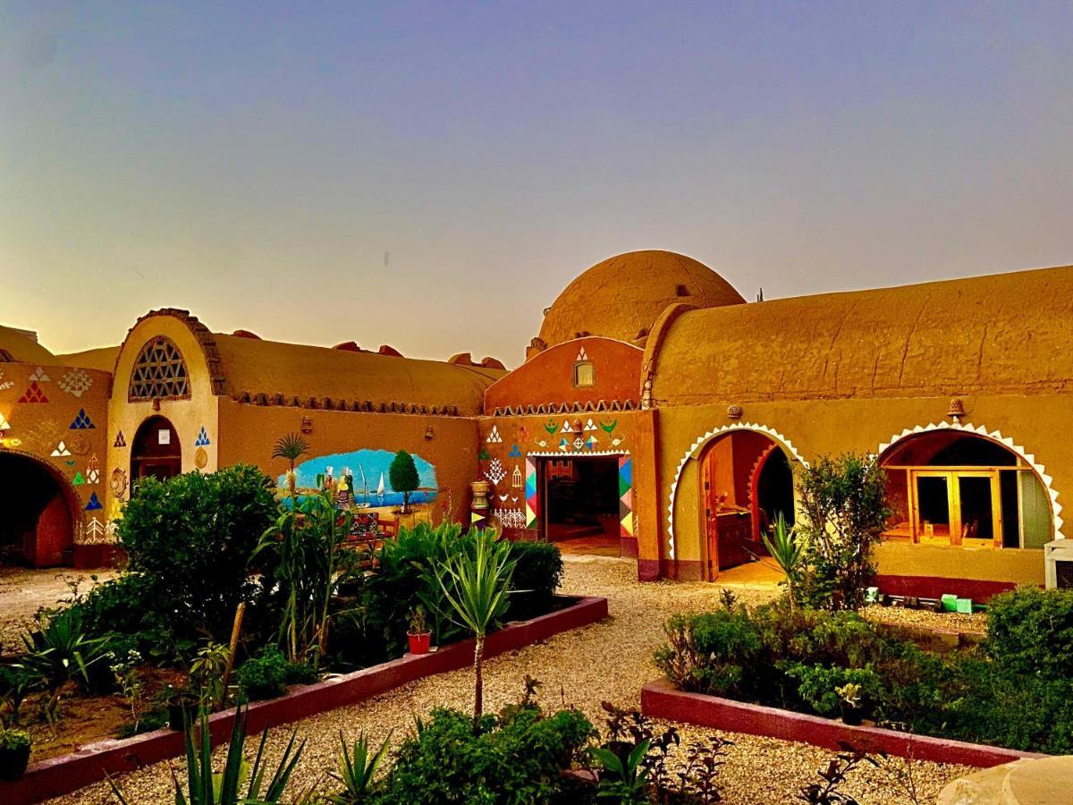 Hotel Kabara Nubian House Abu Simbel Esterno foto