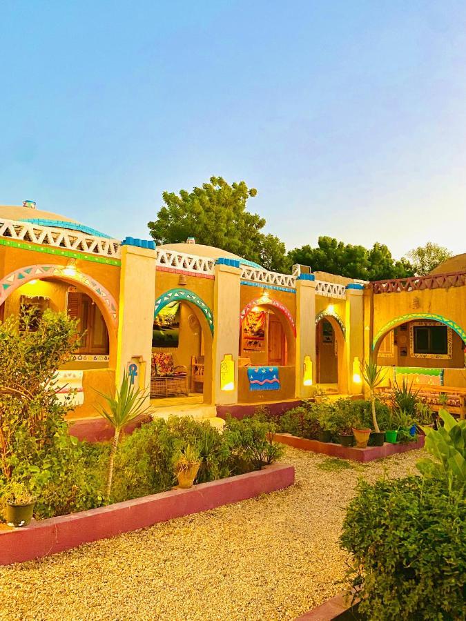 Hotel Kabara Nubian House Abu Simbel Esterno foto